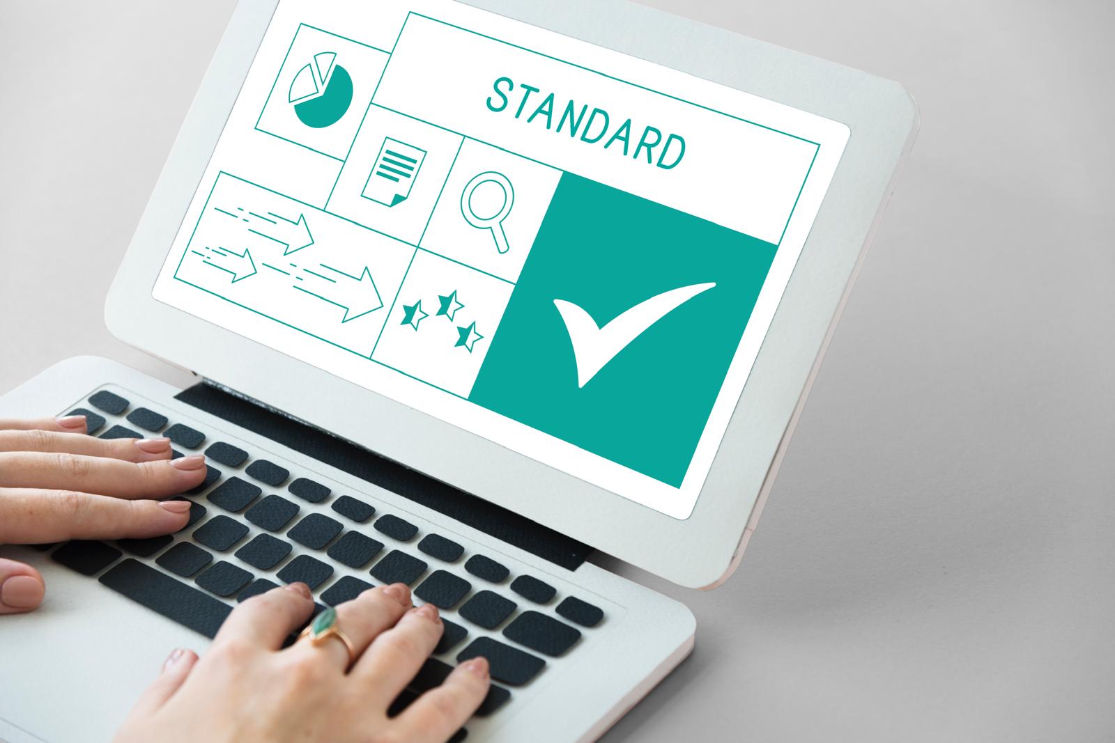 Référentiel de certification affiché à l’écran : exigences, processus et conformité validée